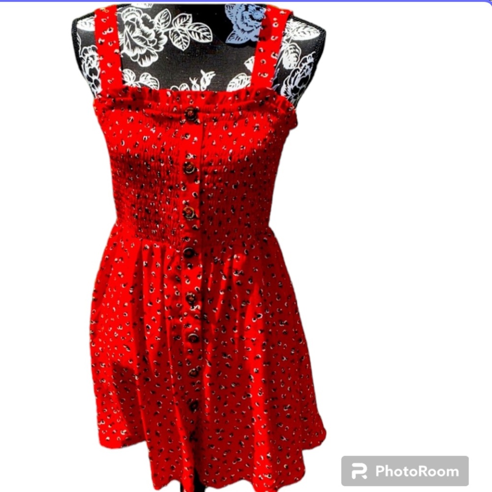 NEW‼️🌹NWT RED SUNDRESS